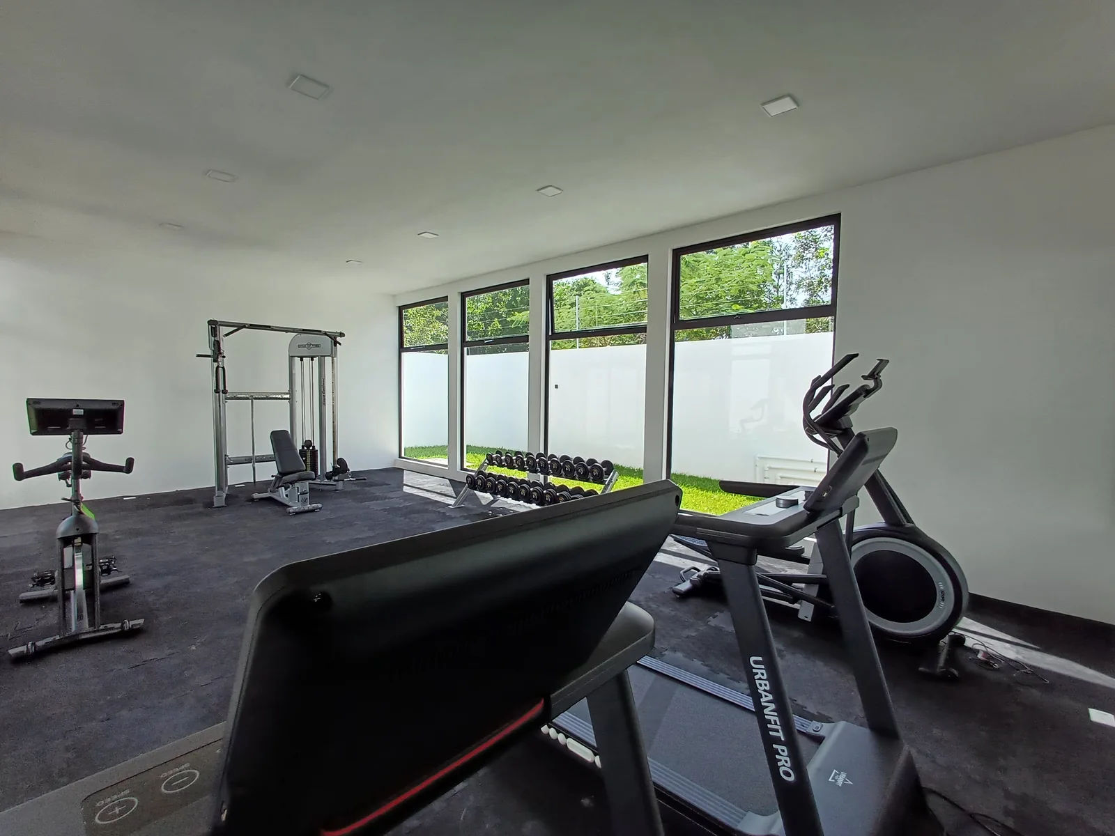 Gimnasio equipado de Torre Ghalia